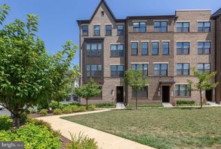 45083 CAPPAMORE TER, Sterling, VA 20166