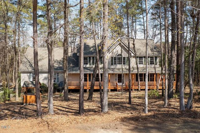 167 Coachmans Cove Road, Four Oaks, NC 27524