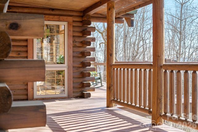 219 Woodlyn Etch Drive, Hendersonville, NC 28792