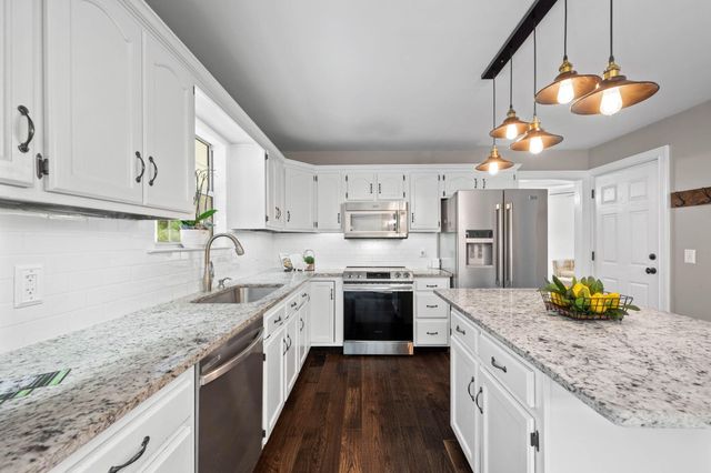 8921 Grey Mountain Drive, Ooltewah, TN 37363