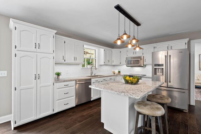 8921 Grey Mountain Drive, Ooltewah, TN 37363