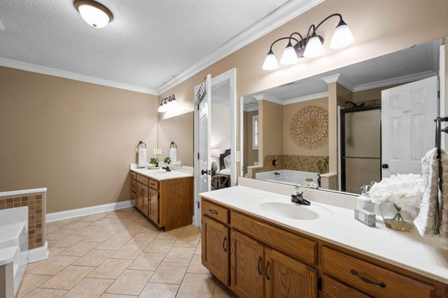 8921 Grey Mountain Drive, Ooltewah, TN 37363