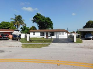 2251 NW 29th Terrace, Fort Lauderdale, FL 33311
