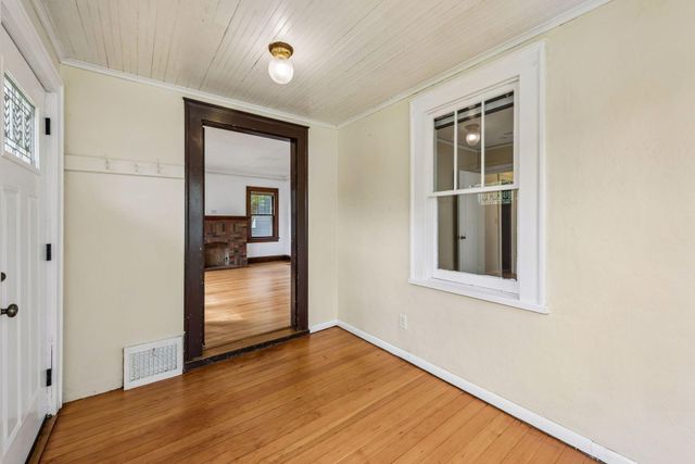 1457 Edgerton Street, Saint Paul, MN 55130