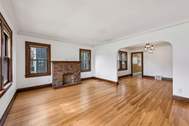 1457 Edgerton Street, Saint Paul, MN 55130