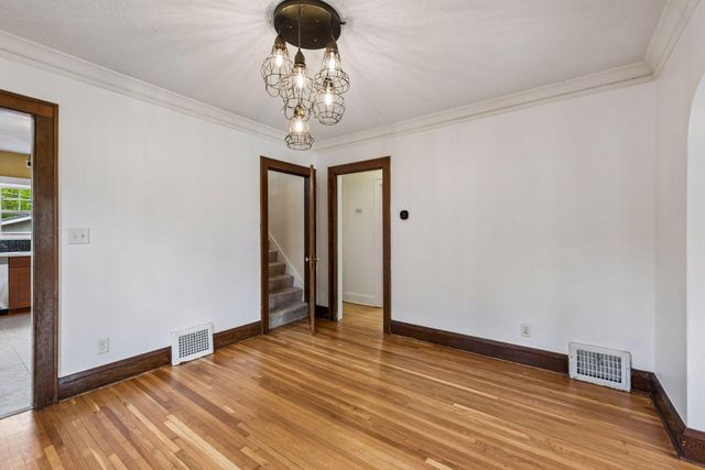 1457 Edgerton Street, Saint Paul, MN 55130