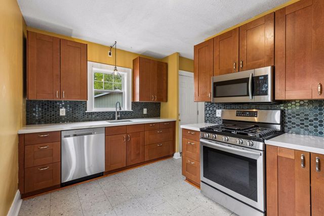 1457 Edgerton Street, Saint Paul, MN 55130