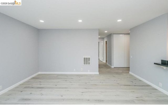 4099 Howe St 102, Oakland, CA 94611