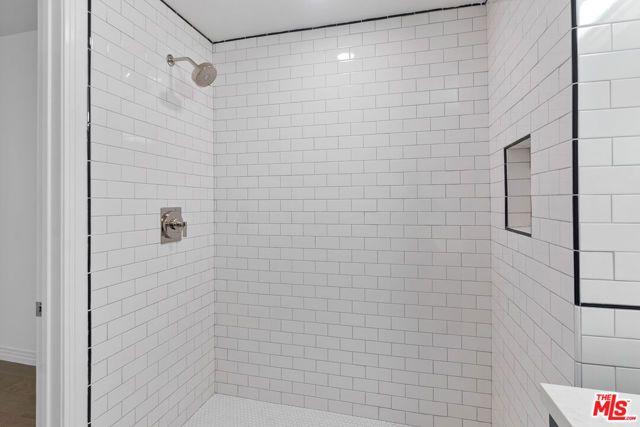 11908 Exposition Boulevard, Los Angeles, CA 90064