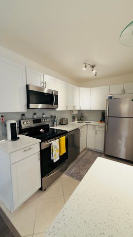 702 SE 2ND Avenue SE 405, Deerfield Beach, FL 33441
