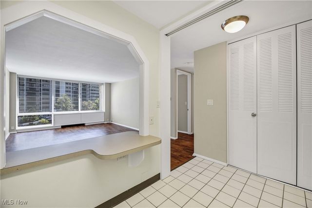 12700 Lake Avenue 609, Lakewood, OH 44107