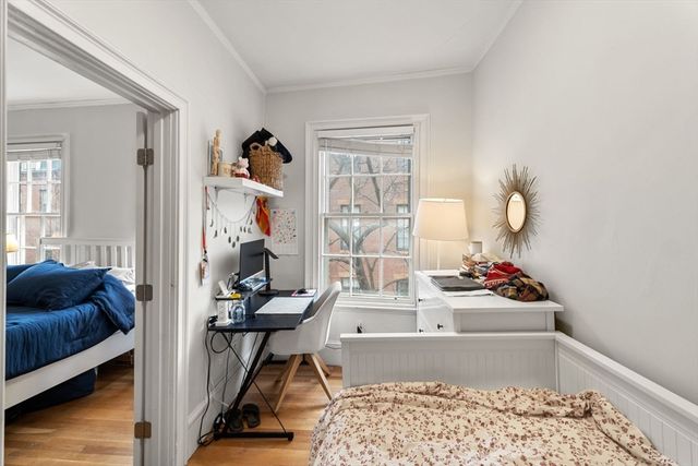 62 West Cedar St 3, Boston, MA 02114