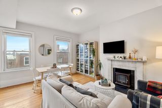 62 West Cedar St 3, Boston, MA 02114