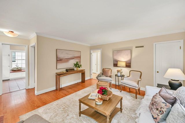 2464 N 82nd STREET, Wauwatosa, WI 53213