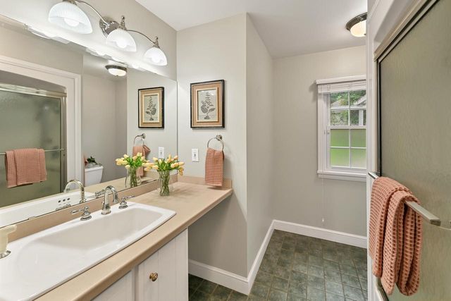 2464 N 82nd STREET, Wauwatosa, WI 53213