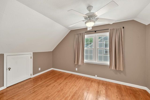 2464 N 82nd STREET, Wauwatosa, WI 53213