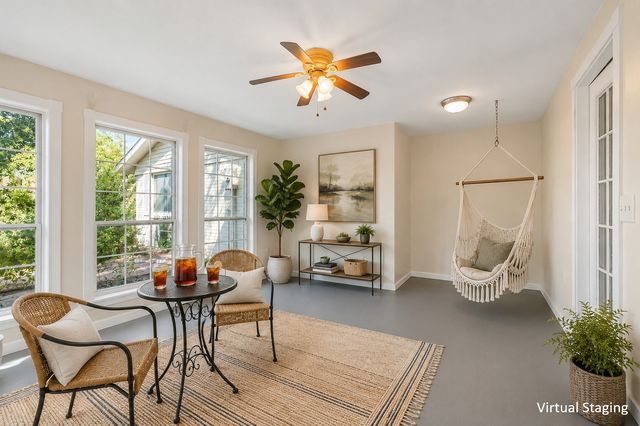 1200 Douglas Street, Euless, TX 76039