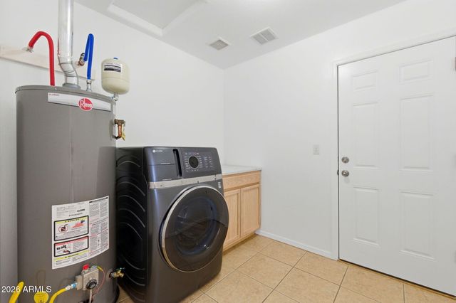 2002 E ROAD 2 --, Chino Valley, AZ 86323