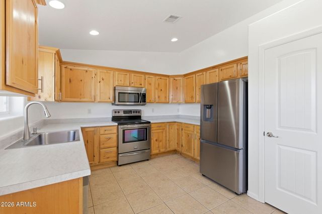 2002 E ROAD 2 --, Chino Valley, AZ 86323