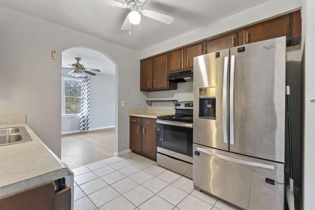 1450 Franklin Street, Lewis Center, OH 43035