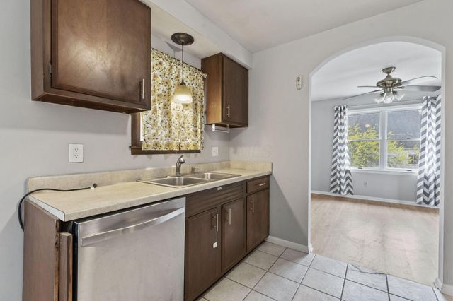 1450 Franklin Street, Lewis Center, OH 43035