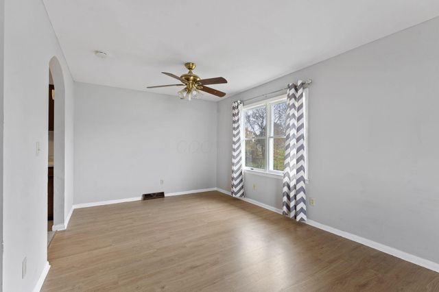 1450 Franklin Street, Lewis Center, OH 43035