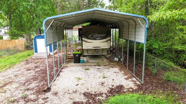 110 Canary Street, Point Blank, TX 77364