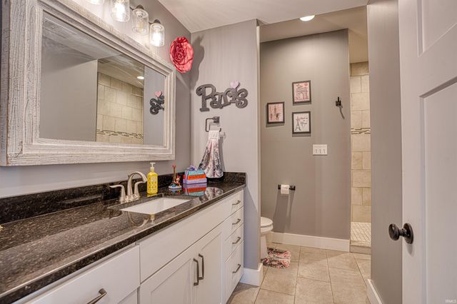 1330 Helen Court, Boonville, IN 47601