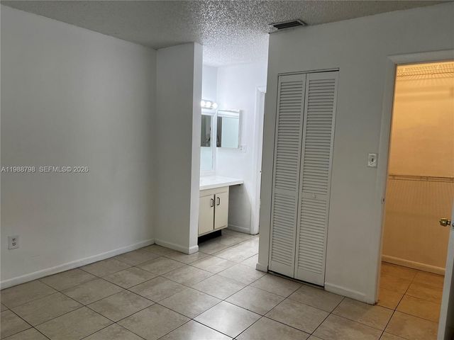 6001 Shakerwood Circle 204, Tamarac, FL 33319