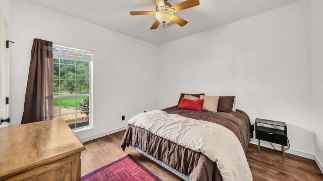 331 Tanglewood Drive, Weatherford, TX 76087