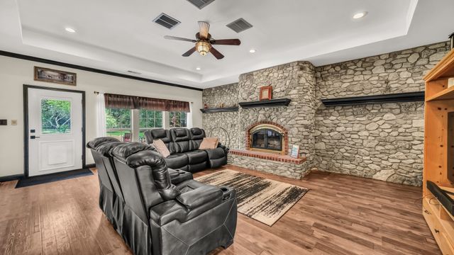 331 Tanglewood Drive, Weatherford, TX 76087