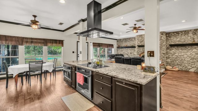 331 Tanglewood Drive, Weatherford, TX 76087