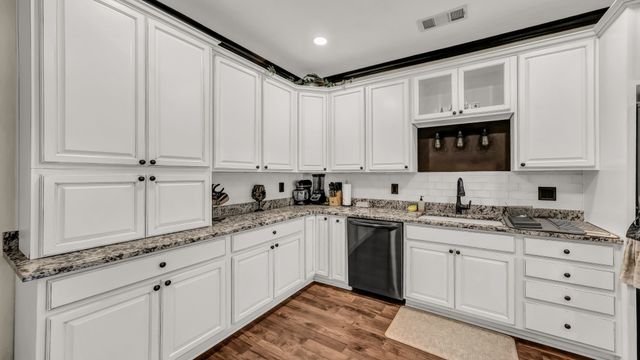 331 Tanglewood Drive, Weatherford, TX 76087