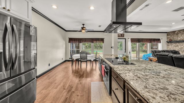 331 Tanglewood Drive, Weatherford, TX 76087