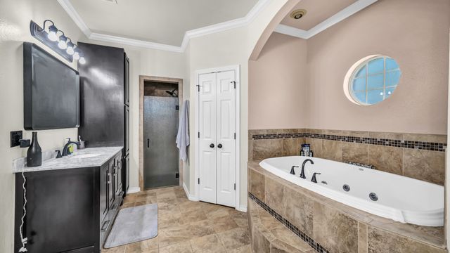 331 Tanglewood Drive, Weatherford, TX 76087