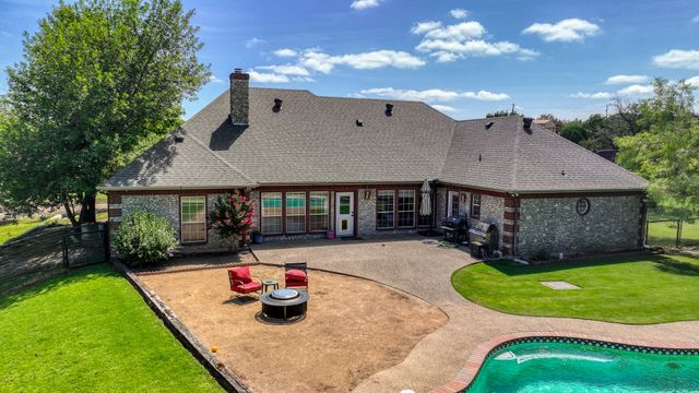 331 Tanglewood Drive, Weatherford, TX 76087