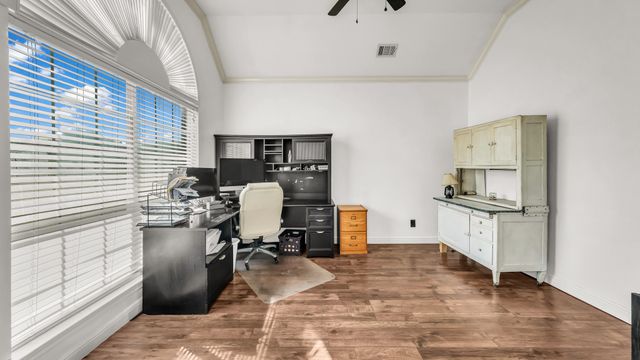 331 Tanglewood Drive, Weatherford, TX 76087