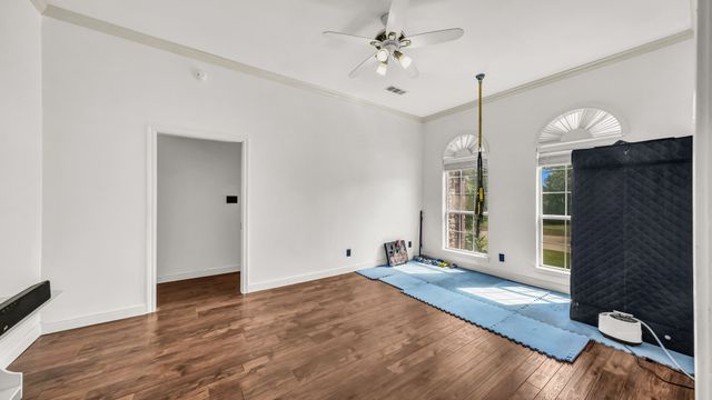 331 Tanglewood Drive, Weatherford, TX 76087