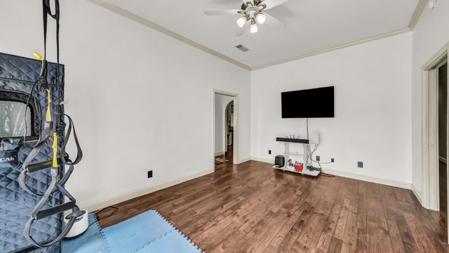 331 Tanglewood Drive, Weatherford, TX 76087