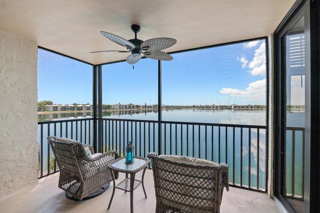 106 Lake Emerald Drive 308, Oakland Park, FL 33309