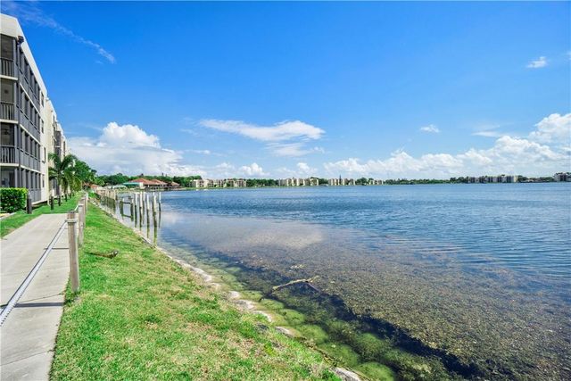 106 Lake Emerald Drive 308, Oakland Park, FL 33309