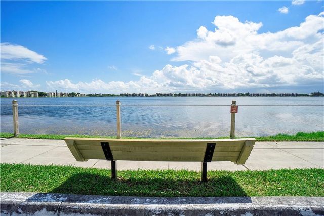 106 Lake Emerald Drive 308, Oakland Park, FL 33309