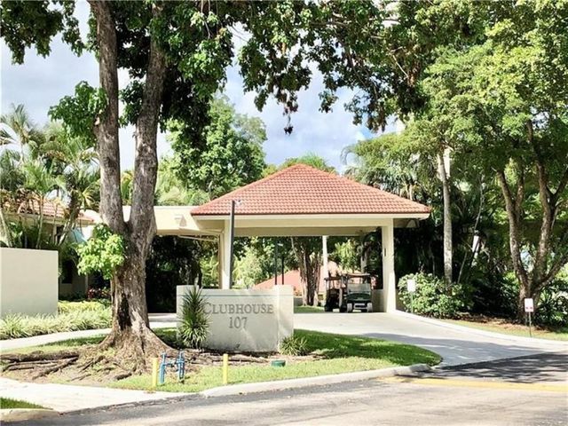 106 Lake Emerald Drive 308, Oakland Park, FL 33309