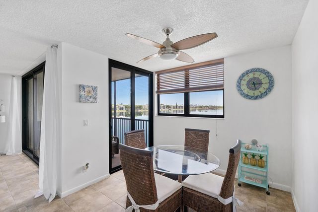 106 Lake Emerald Drive 308, Oakland Park, FL 33309