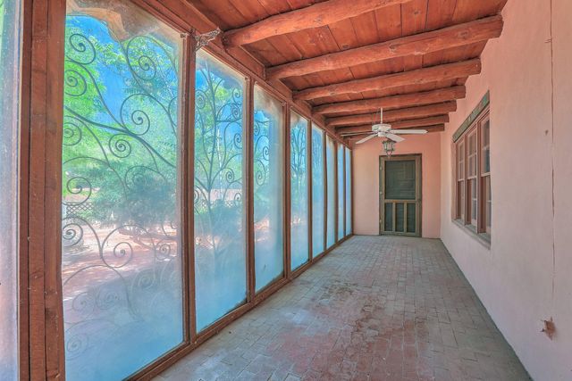 509 Chamiso Lane NW, Los Ranchos, NM 87107