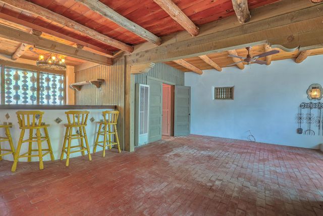 509 Chamiso Lane NW, Los Ranchos, NM 87107