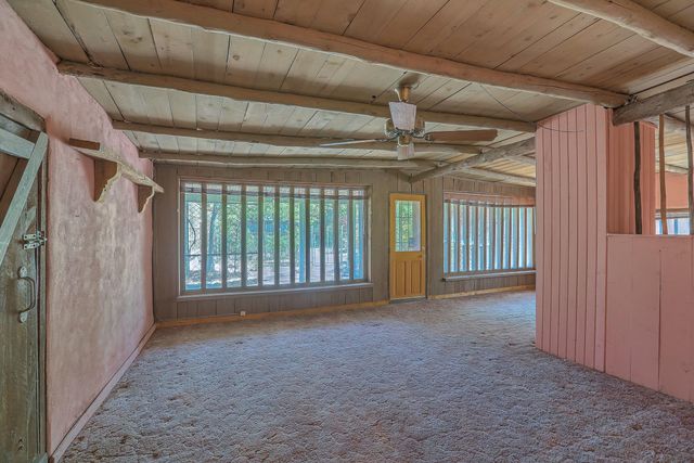 509 Chamiso Lane NW, Los Ranchos, NM 87107