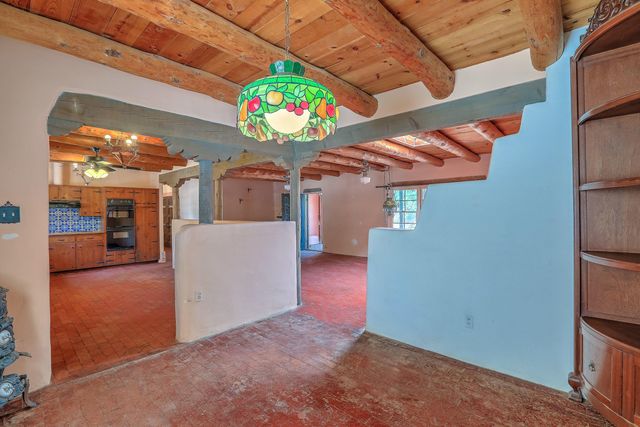 509 Chamiso Lane NW, Los Ranchos, NM 87107