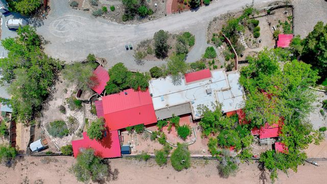 509 Chamiso Lane NW, Los Ranchos, NM 87107
