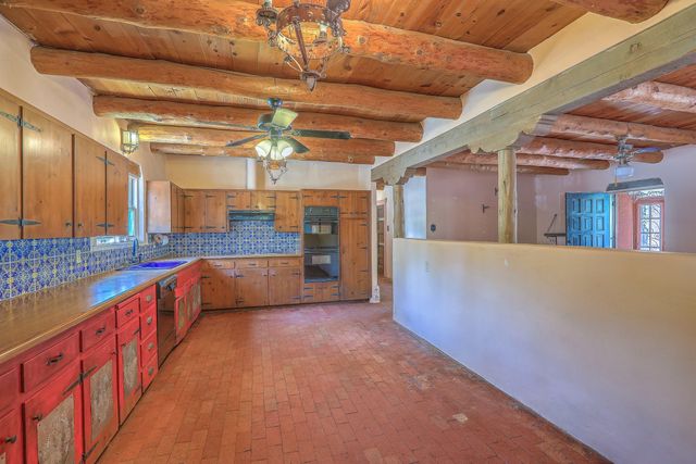 509 Chamiso Lane NW, Los Ranchos, NM 87107